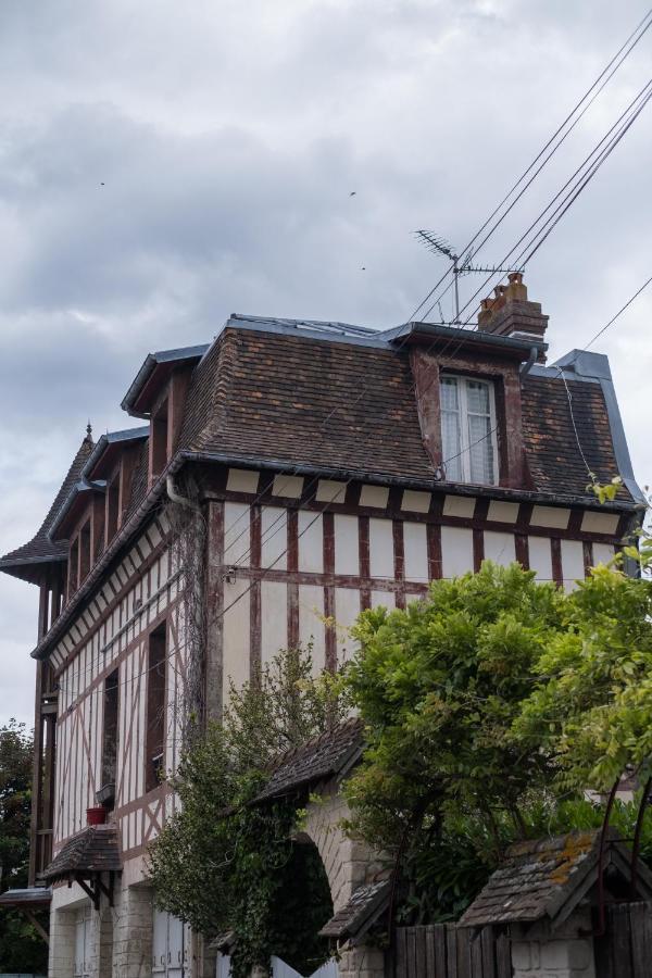Cabourg Cosy Chic Cabourg Hyper-Centre 4 Pers, 2 Bedrooms , 2 Sdb, Terrasse, Wifi Exteriér fotografie